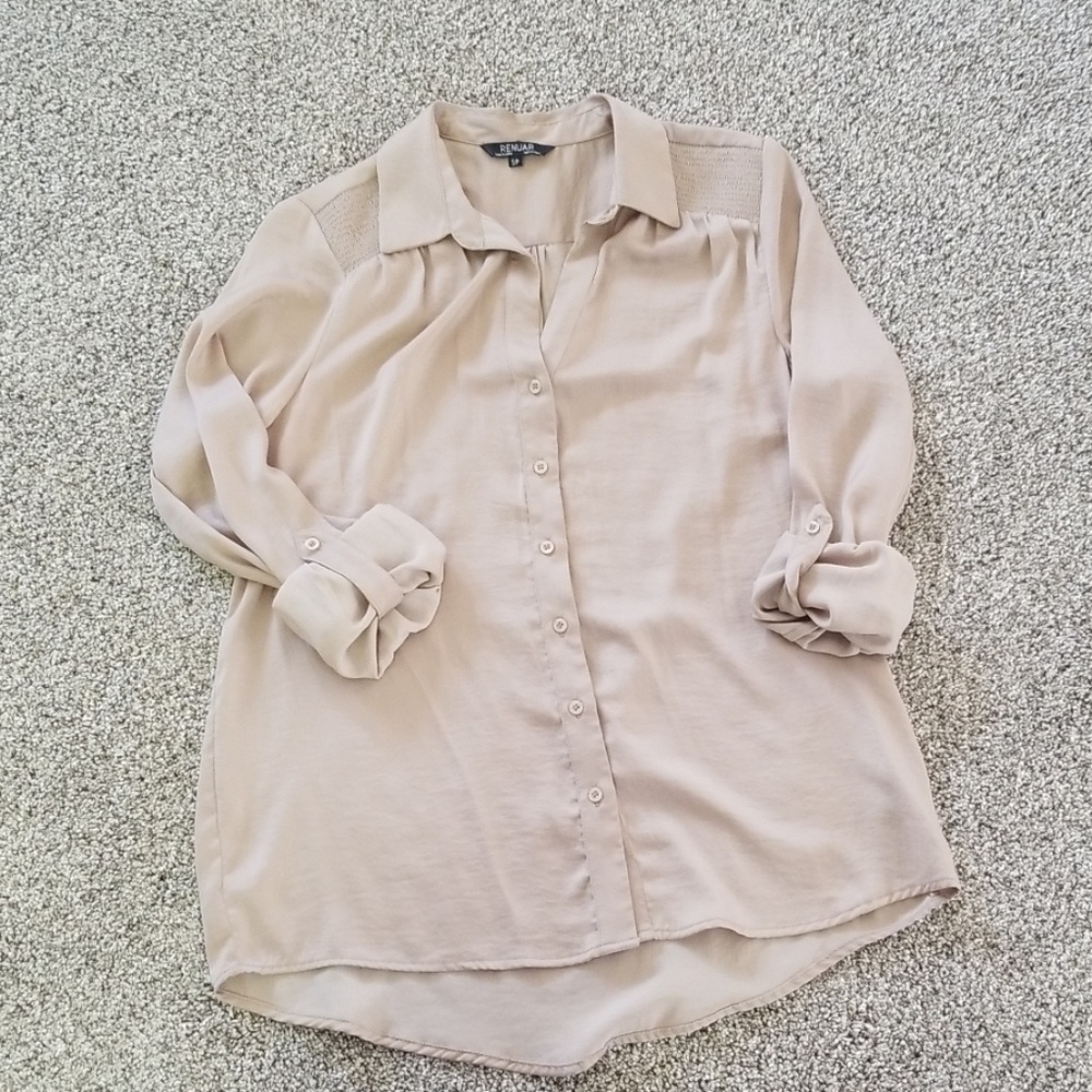 Renuar Tan Blouse Size Small